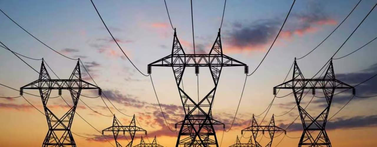 Unified GIS Platform for Utility-Scale Power Distribution Management